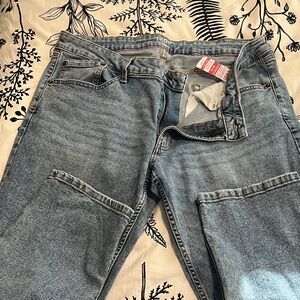 Izod Relaxed Fit Light Blue Jeans